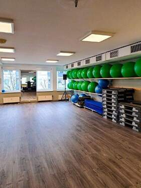 Aerobic 2 - Halle in Dresden zum Kaufen