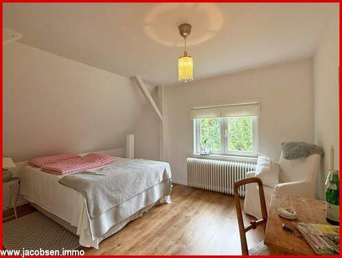 Zimmer 2 im Dachgeschoss - 