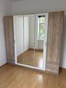 Schlafraum mit Kleiderschrank - 