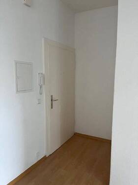 Wohnungstür mit Gegensprechen - 