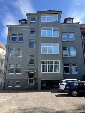Hauseingang Hofseite - 2 Zimmer Etagenwohnung zur Miete in Hannover