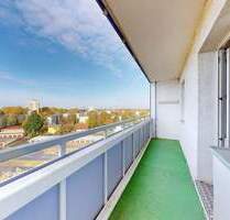 Helle Wohnung mit Westbalkon und Potenzial - ruhig gelegen in Berlin-Johannisthal