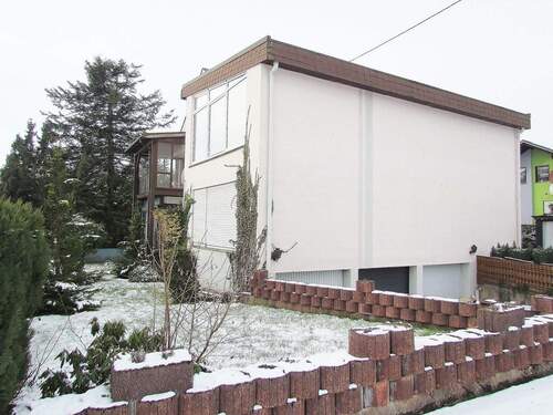 Gebäuderückseite - 1 Zimmer Mehrfamilienhaus, Wohnhaus in Hundsangen