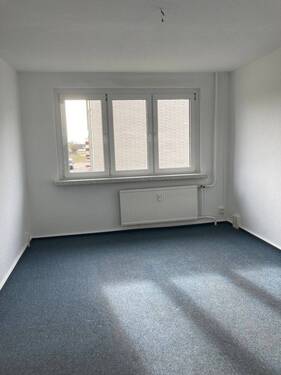 Wohnzimmer - Etagenwohnung mit 48,30 m&sup2; in Angermünde zur Miete