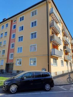 Außenansicht - 2-Zimmer-Wohnung an der Ganghoferbrücke - zentral und ruhig