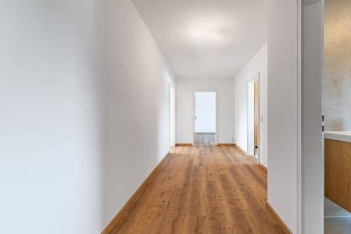Flur - 3 Zimmer Etagenwohnung zur Miete in Karlsfeld