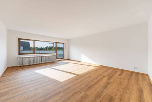 Zimmer 1 - Etagenwohnung mit 102,40 m² in Karlsfeld zur Miete