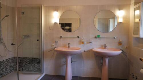 Badezimmer en suite - 