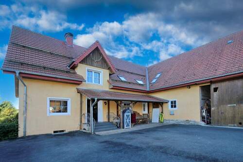 alle landwirtschaftl. Gebäude modernisiert - 6 Zimmer Bauernhaus, Landhaus zum Kaufen in Lichtenau