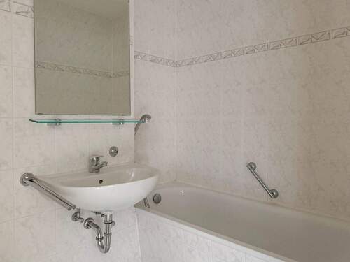 Wannenbad - Etagenwohnung mit 39,20 m&sup2; in Taucha zum Kaufen