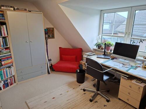 Kinder-/Arbeitszimmer - 
