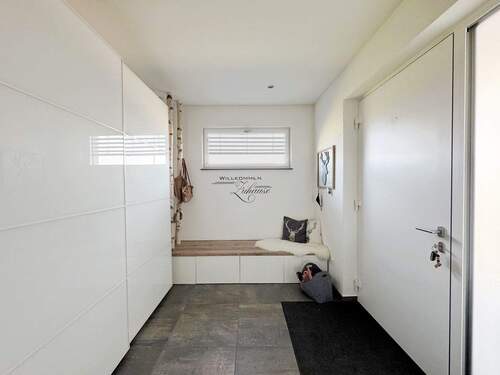 Garderobe - 