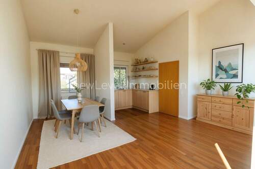 Kü+Essen-Möbelvorschlag - 3 Zimmer Etagenwohnung in Neutraubling