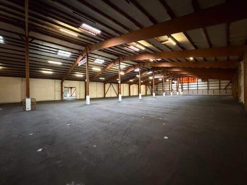 1.jpg - 2200 m² Lagerfläche im EG mit mehreren Sektionaltoren in Rothenburgsort