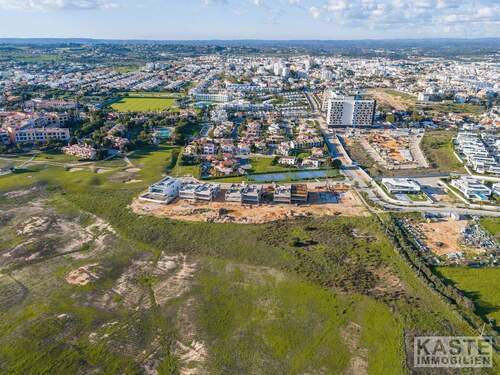Aussenansicht - 5 Zimmer Mehrfamilienhaus, Wohnhaus zum Kaufen in São Gonçalo de Lagos