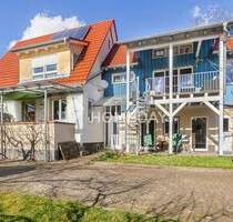 Raumwunder in der Südpfalz: Charmantes Einfamilienhaus mit Einliegerwohnung und Gartenidylle - Billigheim-Ingenheim