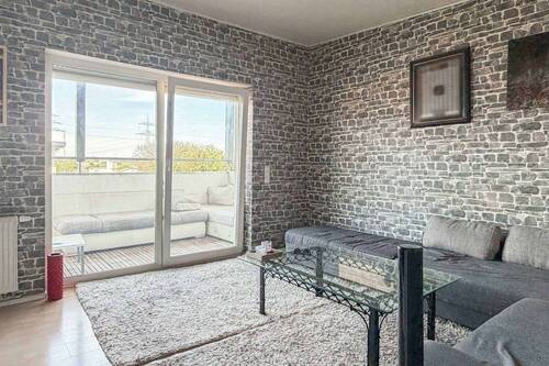 Wohnzimmer - 3 Zimmer Etagenwohnung zum Kaufen in Koblenz