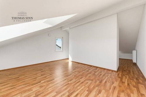 DG: Zimmer 2 - 