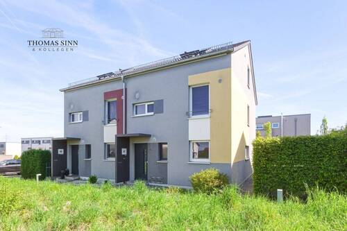Eingangsseite - 6 Zimmer Doppelhaushälfte zum Kaufen in Leingarten