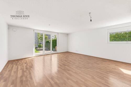 EG: Wohn-/Esszimmer - 