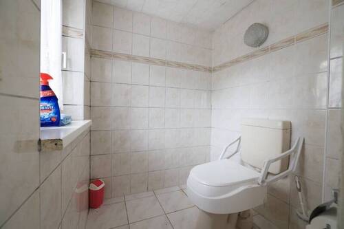 WC - 
