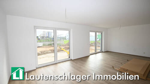 Effizient-modern-neu - Effizient, großzügig & modern! NEUBAU-Doppelhaushälfte mit Doppelgarage in Deining bei NeumarktOpf.