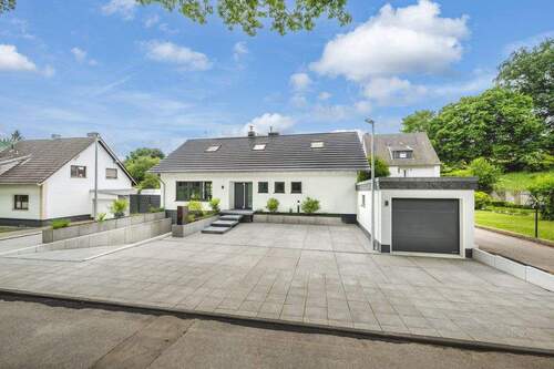 Front_1 - 5 Zimmer Einfamilienhaus zum Kaufen in Stolberg