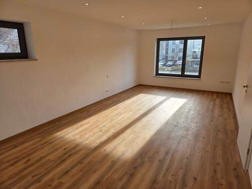 Schlafzimmer mit Ankleide - 