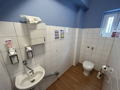 WC - 