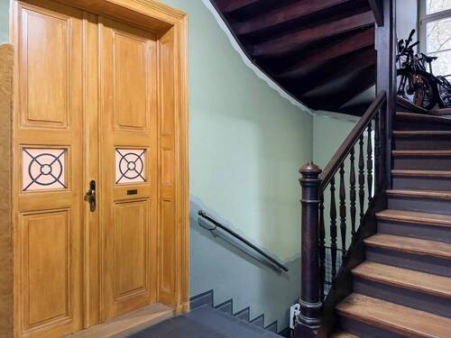 Wohnungseingang - Etagenwohnung mit 81,60 m&sup2; in Leipzig zum Kaufen