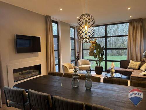 Bild 3 - 6 Zimmer Mehrfamilienhaus, Wohnhaus in Kaatsheuvel