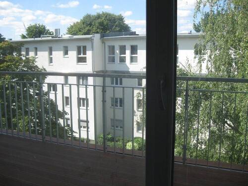 Blick zur Terrasse - 