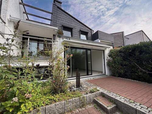 Terrasse - Reihenmittelhaus mit 125,00 m&sup2; in Burgdorf zum Kaufen