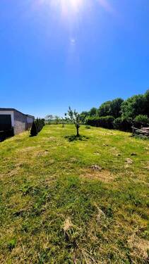 Grundstück hinter Gästehaus - 