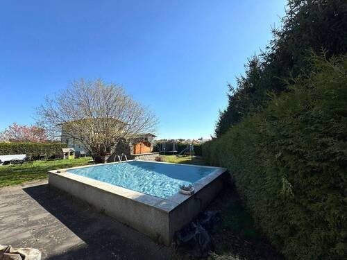 Pool - Einfamilienhaus mit 120,00 m&sup2; in Radibor zum Kaufen