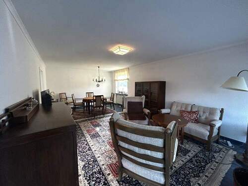 Wohn- und Esszimmer - 