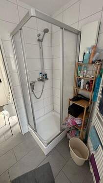 Badezimmer im 2. OG - 