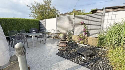 Terrasse - Einfamilienhaus mit 253,00 m&sup2; in Gomadingen zum Kaufen