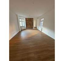 Attraktive 4-Zimmer-Wohnung in Fürth - frisch renoviert & energetisch saniert! Attraktive 4-Zimmer-Wohnung in Fürth - frisch renoviert & energetisch saniert!