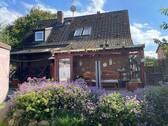 Veranda - Werkeln statt warten - sanierungsbedürftiges Einfamilienhaus mit Werkzeug-Garage & Gartentraum