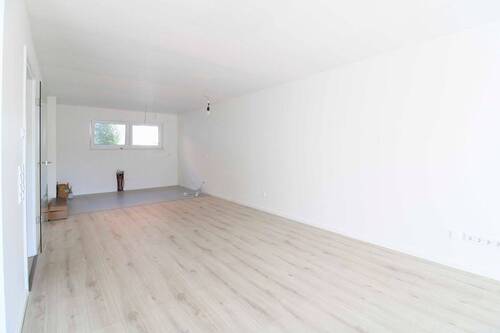 Essbereich & Küche - 4 Zimmer Etagenwohnung in Goldbach