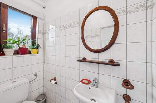 Gäste-WC - Doppelhaushälfte mit 136,00 m&sup2; in Aachen / Brand zum Kaufen