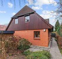 Ansprechende Doppelhaushälfte in bevorzugter Lage von Lemsahl-Mellingstedt - Hamburg