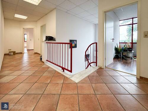 Zugang/Treppenhaus - Büro in Diez zur Miete