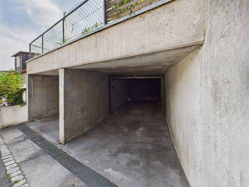 Garage - 