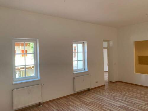 Wohnzimmer 1 - 2 Zimmer Etagenwohnung in Hildburghausen