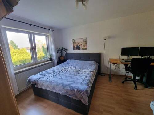 Schlafzimmer - 3 Zimmer Etagenwohnung in Troisdorf