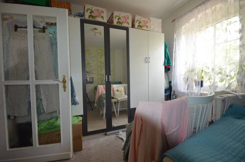 Das geräumige Schlafzimmer - 