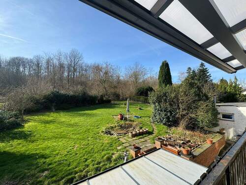 Blick vom Balkon - 7 Zimmer Mehrfamilienhaus, Wohnhaus in Lage