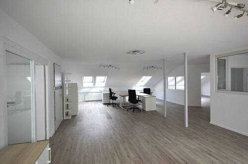 Blick auf Teilarbeitsbereich links - 